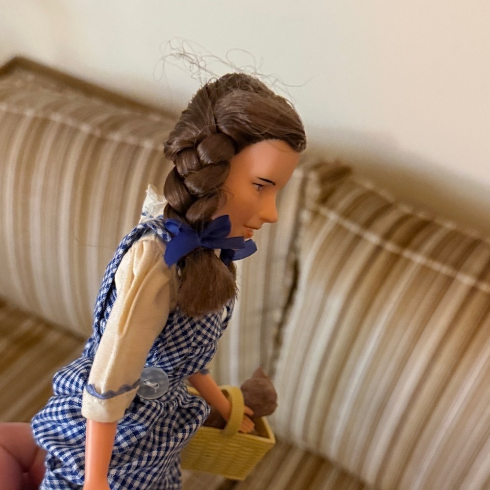 Dorothy and Toto Doll - Picture 7 of 8
